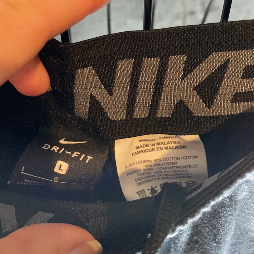 Men’s Nike shorts - Picture 5 of 6